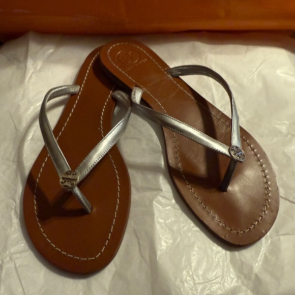 Tory Burch leather thong sandal flip flop - Picture 2 of 5